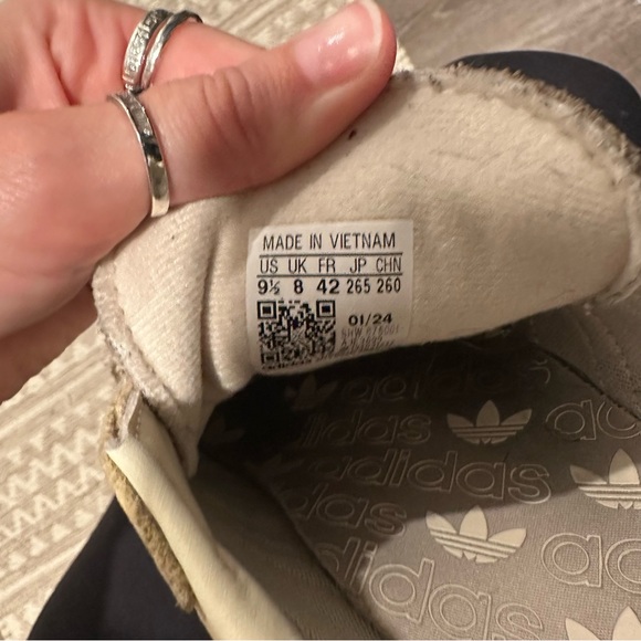 GUC Adidas HANDBALL SPEZIAL SHOES - Picture 3 of 8